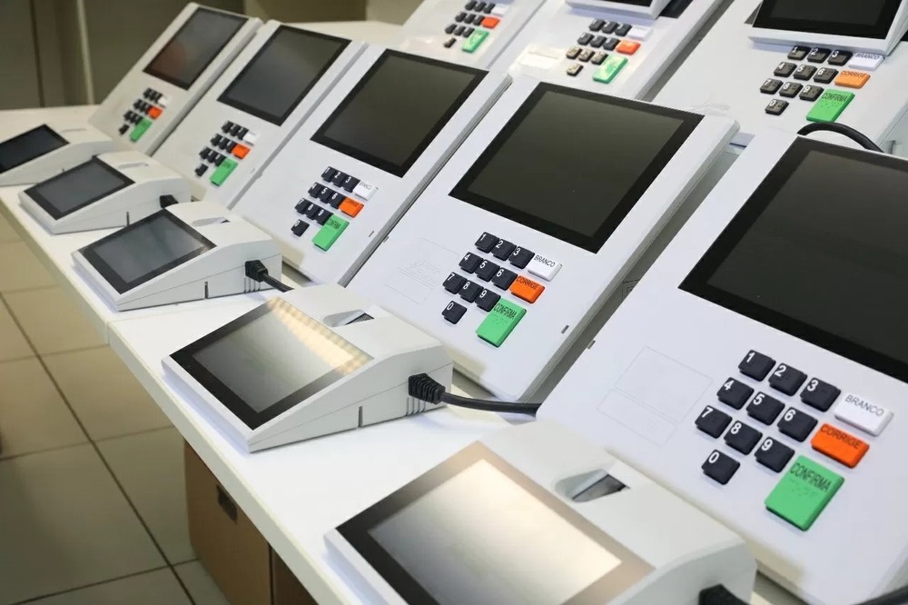 Novo modelo da urna eletrônica foi apresentado pelo Tribunal Superior Eleitoral em 2021 — Foto: Abdias Pinheiro/SECOM/TSE
