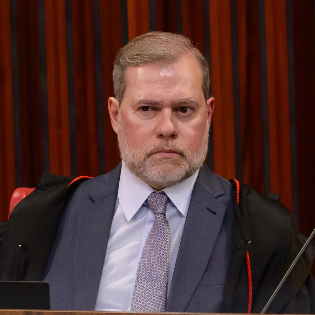 Toffoli declara suspeição em sessão que julga se abre investigação a Moraes