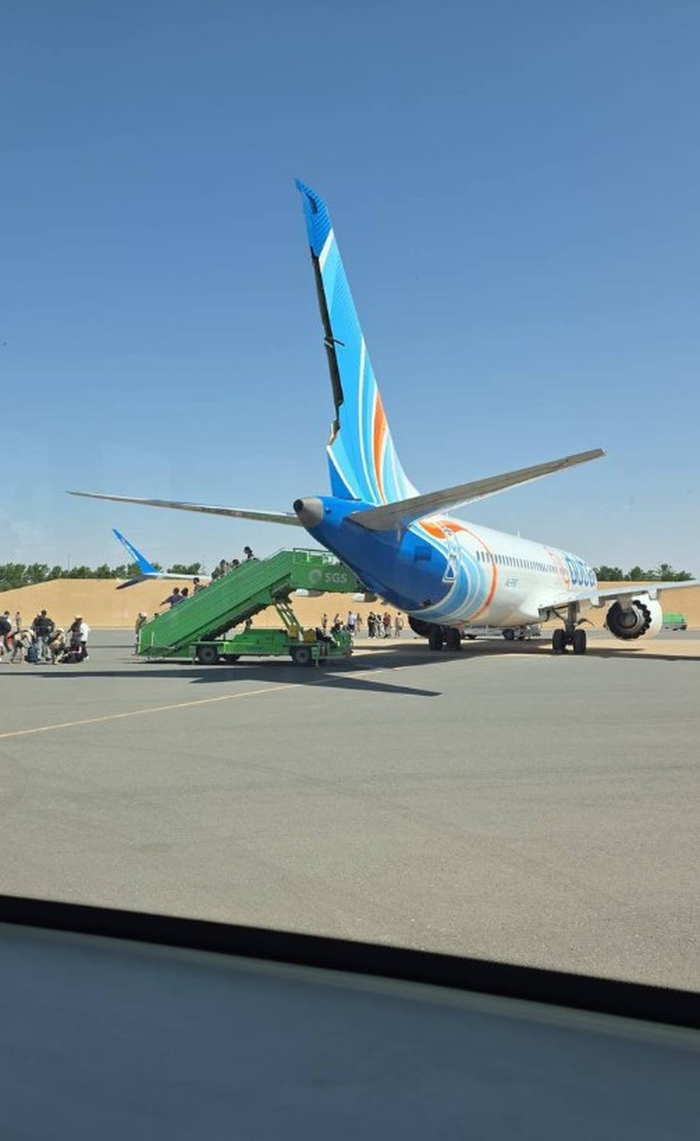 Piloto é esfaqueado pelo copiloto na cabine de avião comercial rumo a Israel, diz TV