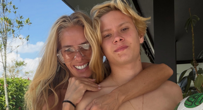 Adriane Galisteu aproveita chegada de Vittorio ao Brasil: ‘Tô amando tanto, até o sol apareceu’