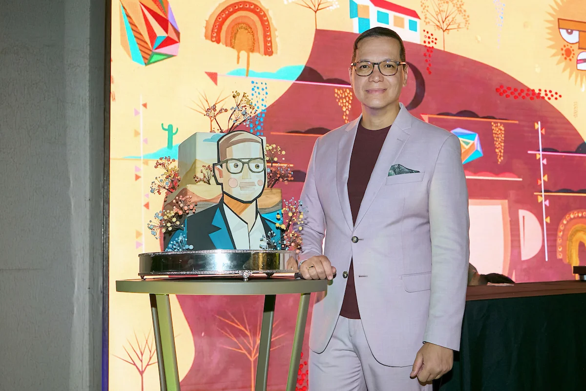 Marcelo Chaves reúne amigos especiais para celebrar nova idade na CASACOR