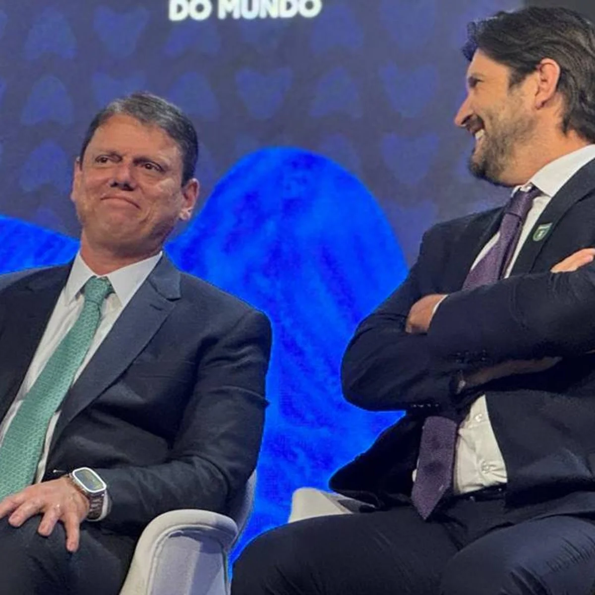 Justiça Eleitoral suspende propaganda de André do Prado com Tarcísio
