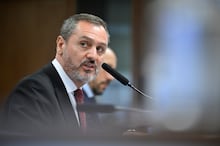 ‘Assumam que estão ferrados’: Gilmar cobra Nunes Marques e é bloqueado após briga sobre Vorcaro