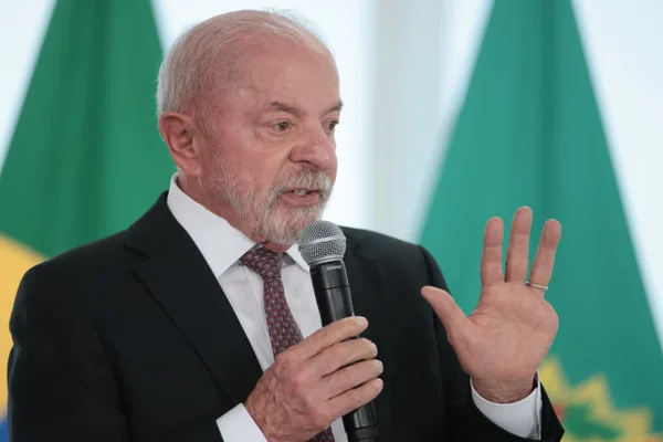 AtlasIntel: 53,6% desaprovam governo Lula e 45,4% aprovam