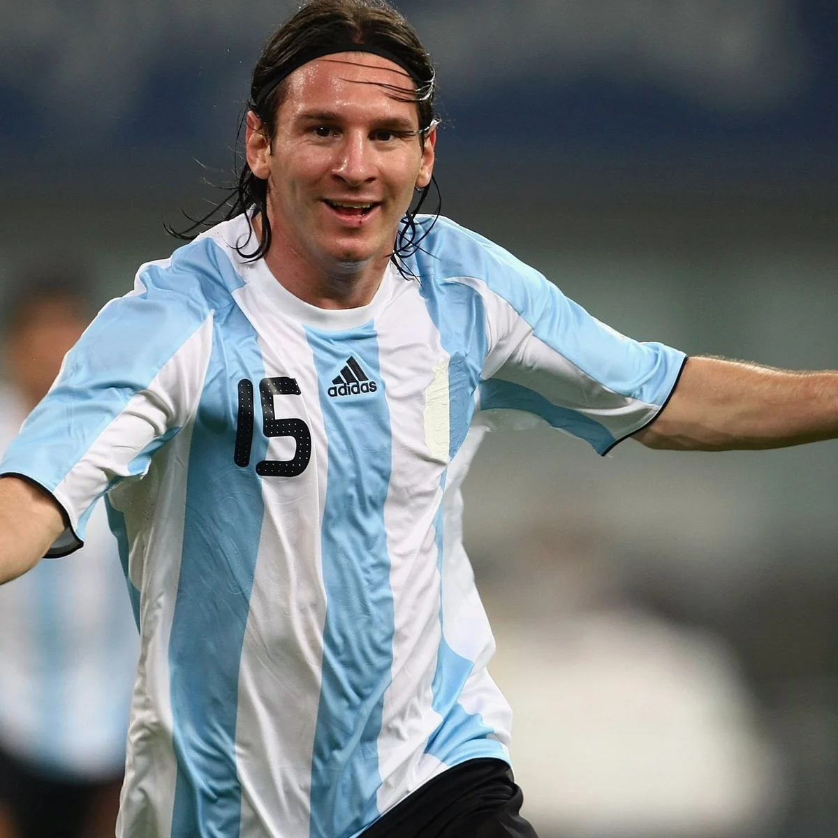 Messi fará despedida da Argentina no estádio onde estreou em casa