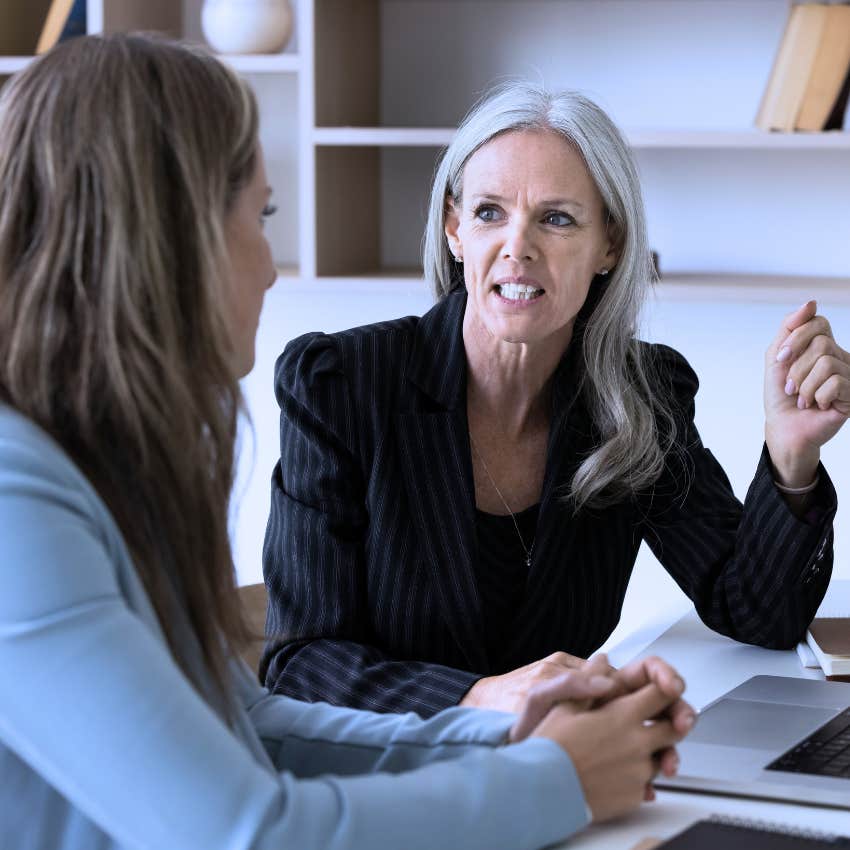 Jovens absolutamente não serão bonzinhos sobre 8 coisas que Boomers e Geração X acham que precisam sorrir para passar