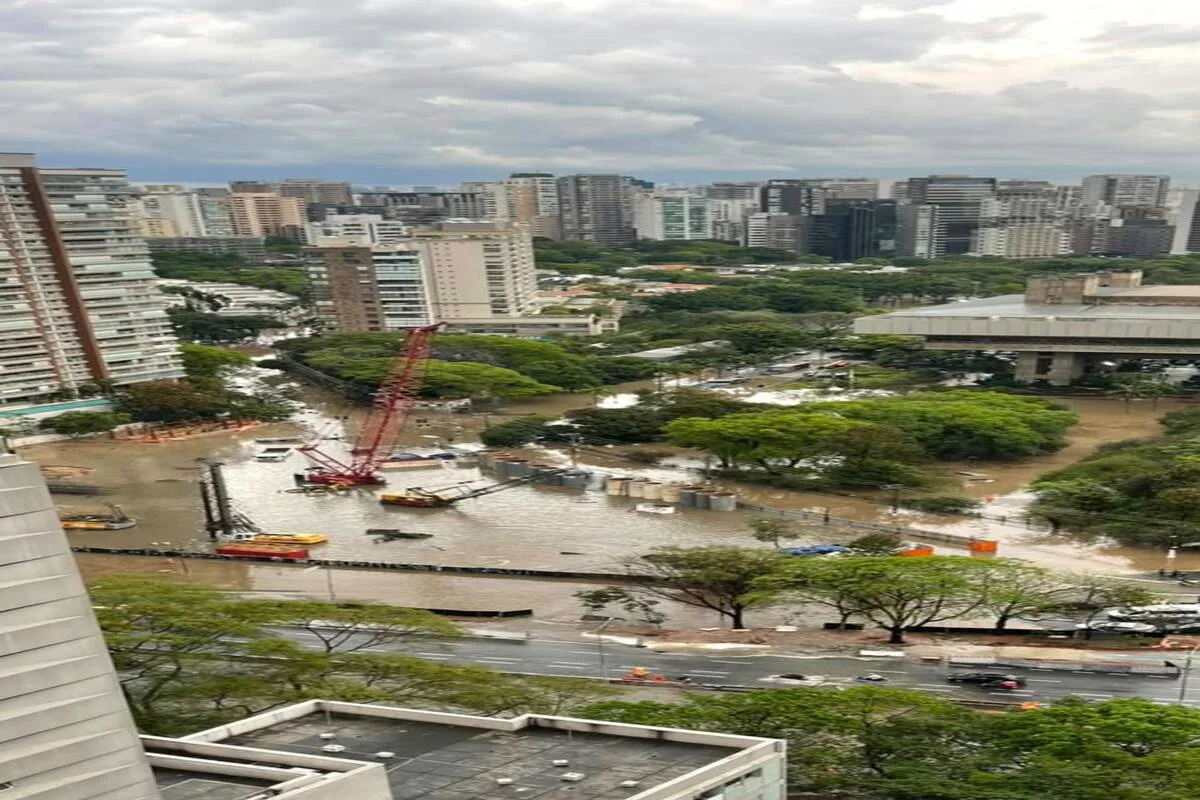 Estragos da chuva em São Paulo