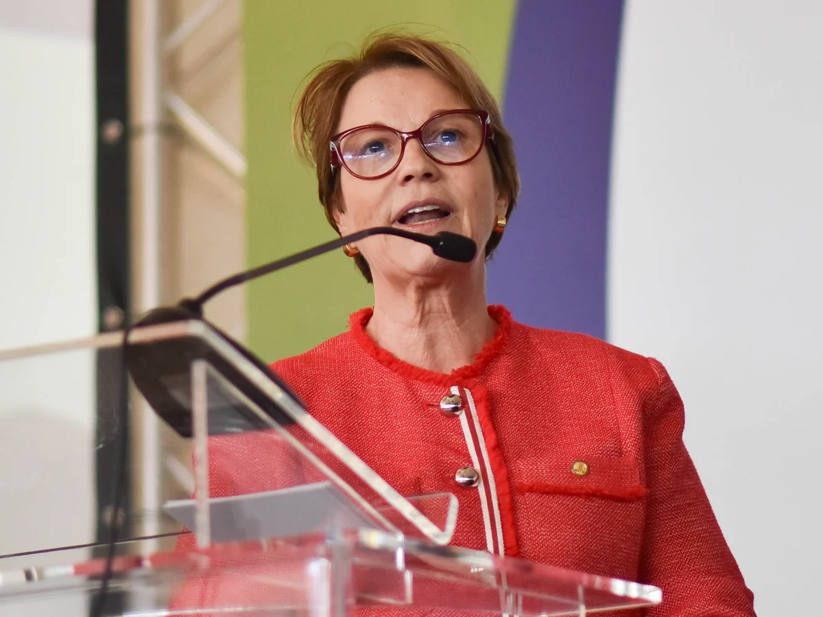 Tereza Cristina diz que PEC da 6x1 não pode ser votada “de afogadilho”