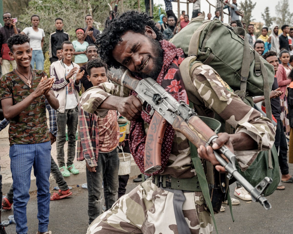 Grupos rebeldes de Tigray 'recrutam forçadamente meninos tão jovens quanto 15 anos' conforme os combates se espalham