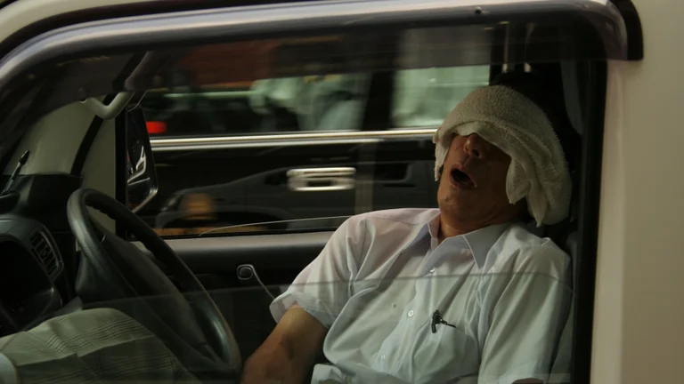 3 sinais que o corpo dá de que você está prestes a dormir ao volante