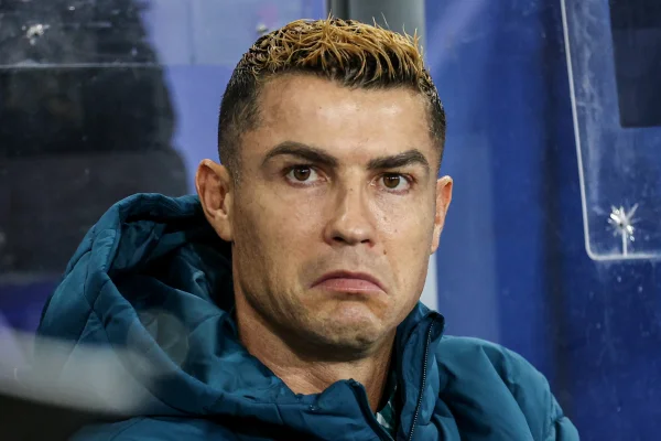 Jorge Jesus foi ameaçado de demissão após polêmica com Cristiano Ronaldo
