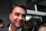 Republicanos oficializou apoio a Flávio Bolsonaro no 2º turno