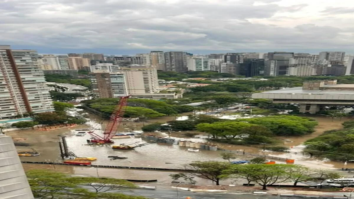 São Paulo entra em estado de atenção para alagamentos nesta sexta (16)
