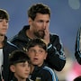 Argentina dá adeus a Messi com apoteose de gratidão a maior ídolo desde Maradona e vitória simbólica