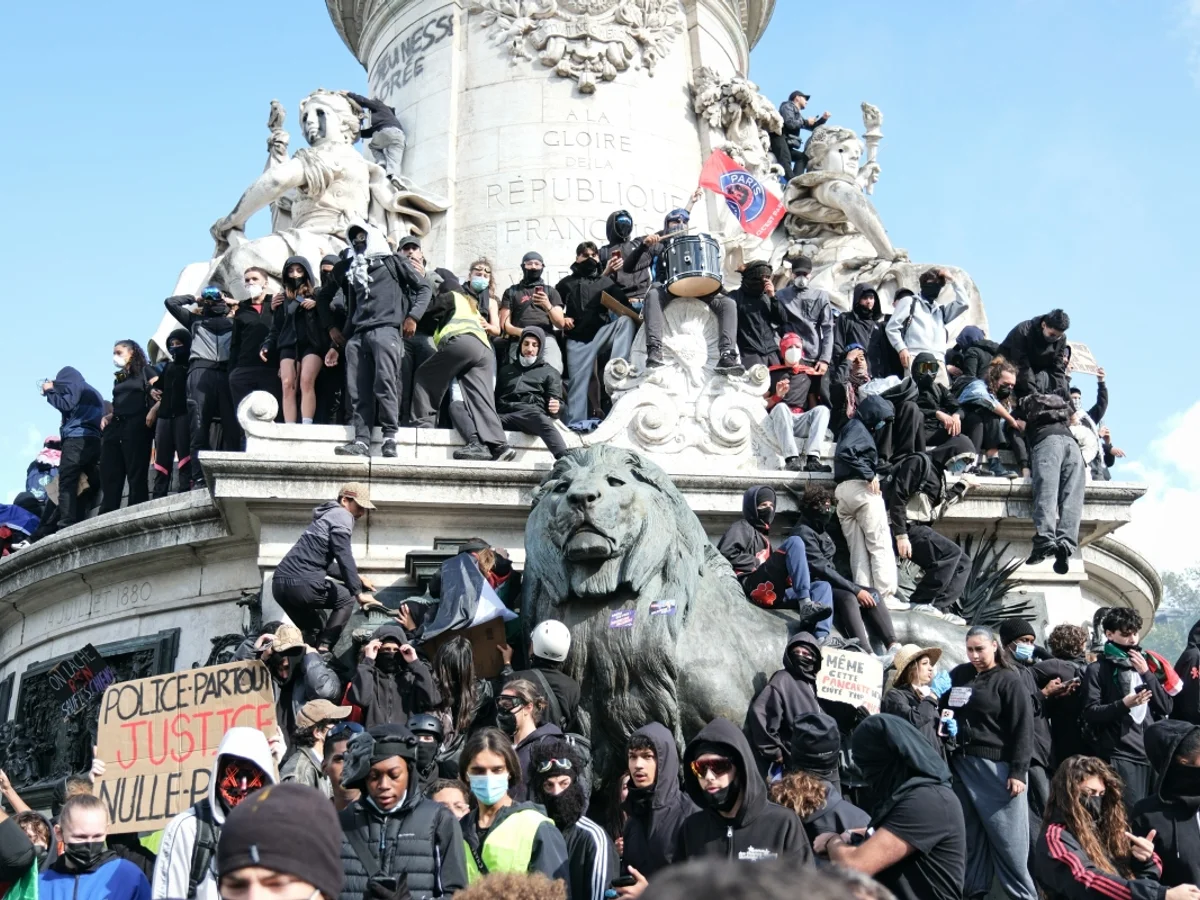 França mobiliza 70 mil agentes para conter nova onda de protestos