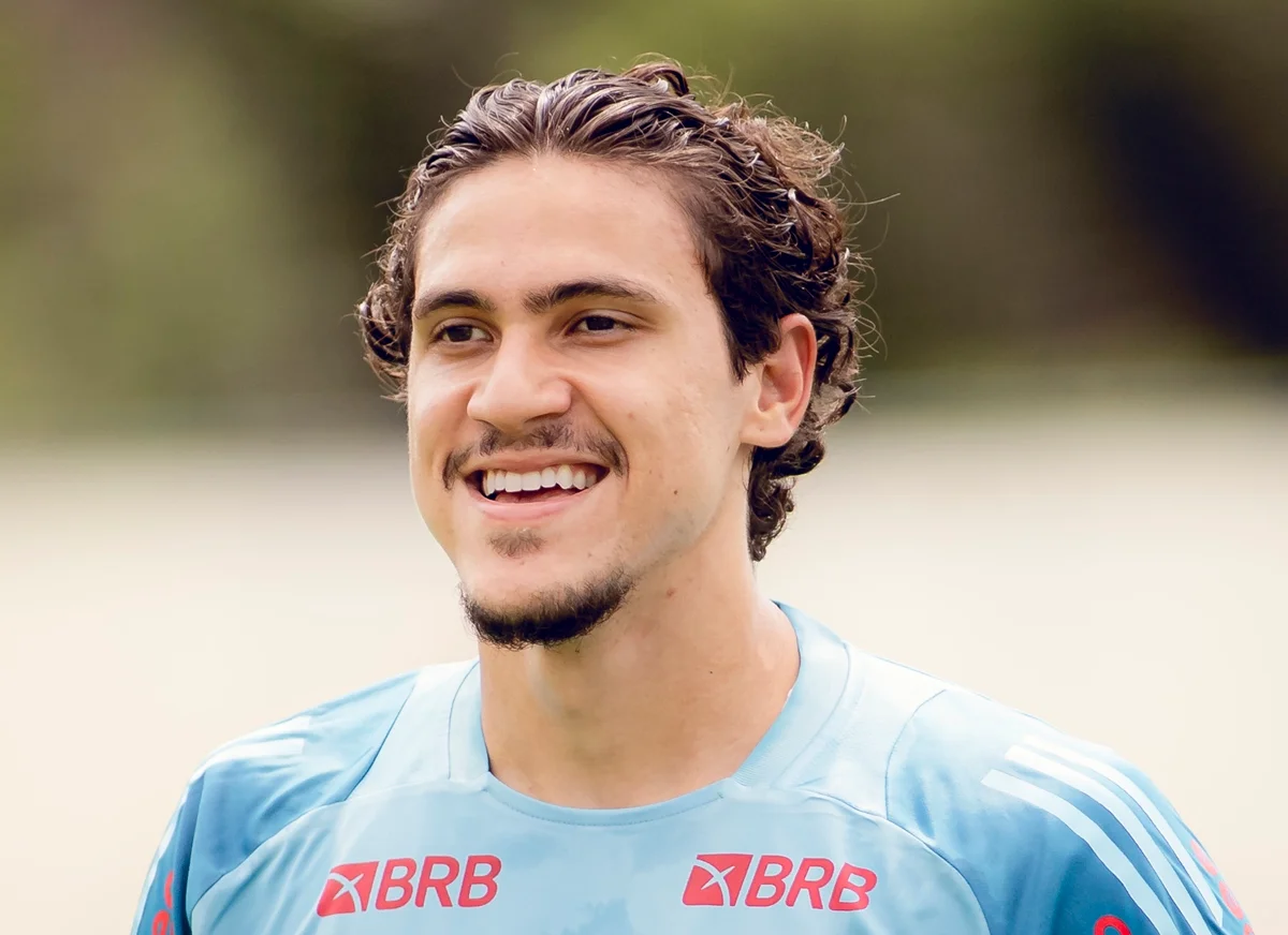 Foto colorida de Pedro, atacante do Flamengo - Metrópoles