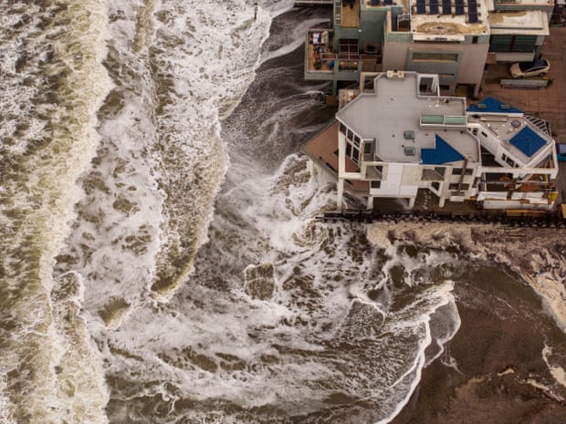 As praias de uma cidade da Califórnia estão sendo erodidas. Os moradores podem virar o jogo?