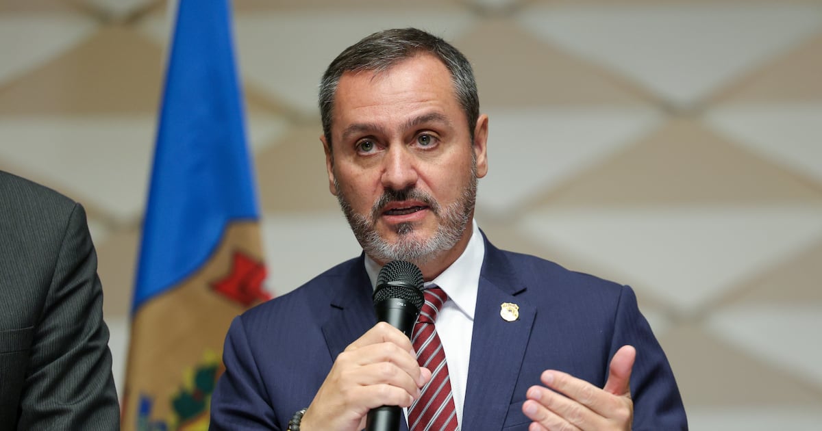 Debandada da PF: Andrei Rodrigues autoriza saída de diretores para cargos no exterior