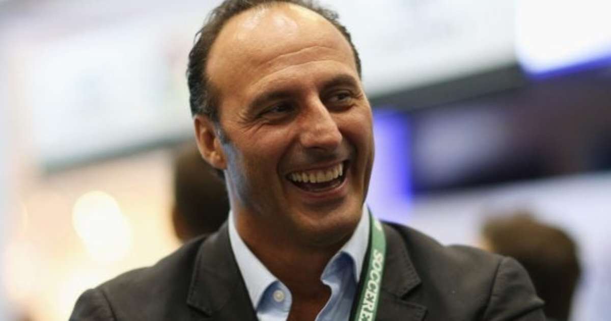 Ex-jogador do Tottenham anuncia candidatura à presidência da Fifa