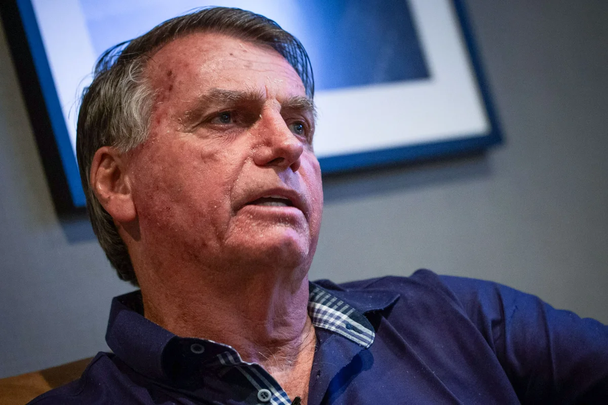 Tribunal Militar deve julgar sobre patente de Bolsonaro no início de 2027