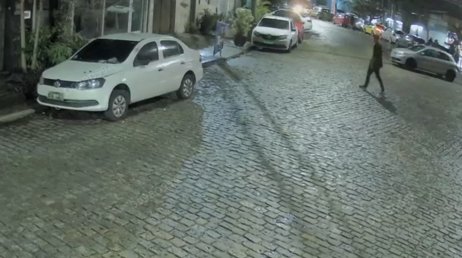 Homem é preso três dias após roubar carro na porta da casa da vítima na Ilha do Governador