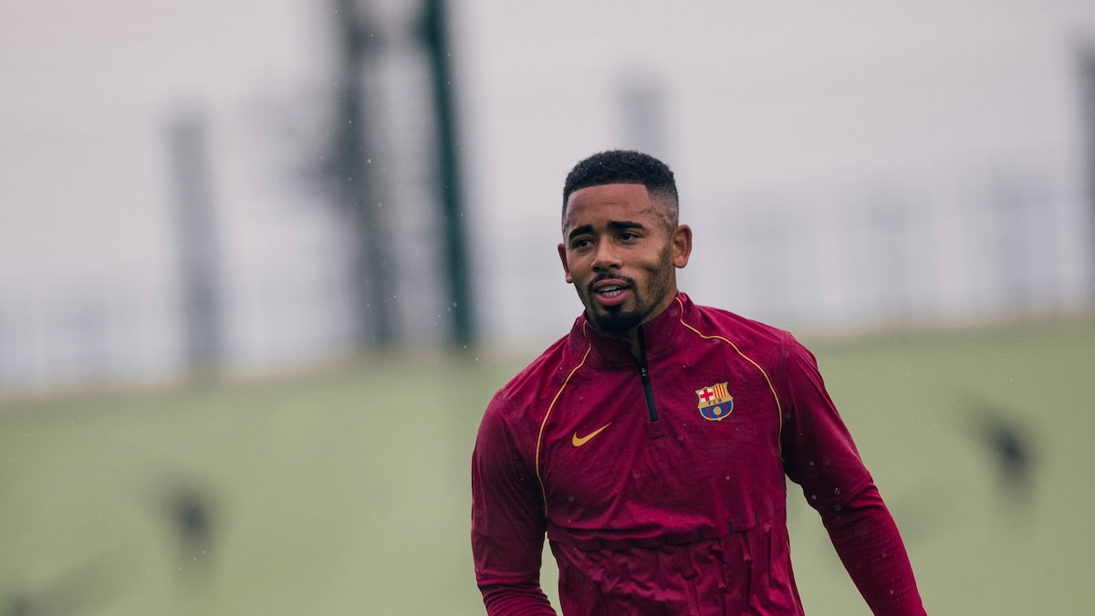 Gabriel Jesus revela que cogitava voltar ao Brasil e vê semelhanças entre Yamal e Neymar