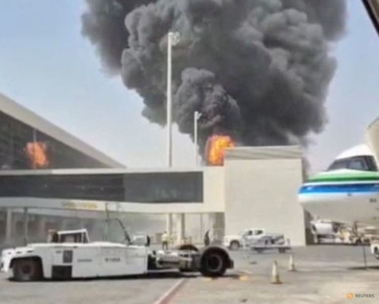 Reino Unido envia caças para ajudar a proteger a Arábia Saudita de ataques dos Houthis