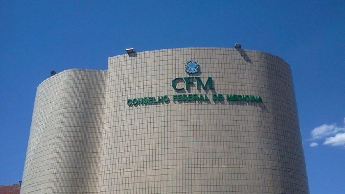 Comissão aprova "OAB da Medicina". Congresso tem até sexta para votar MP