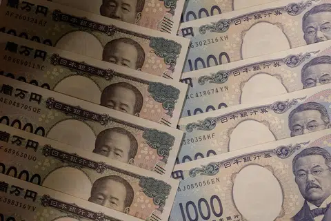 O iene sobe enquanto os traders buscam segurança no meio de uma fuga global do risco