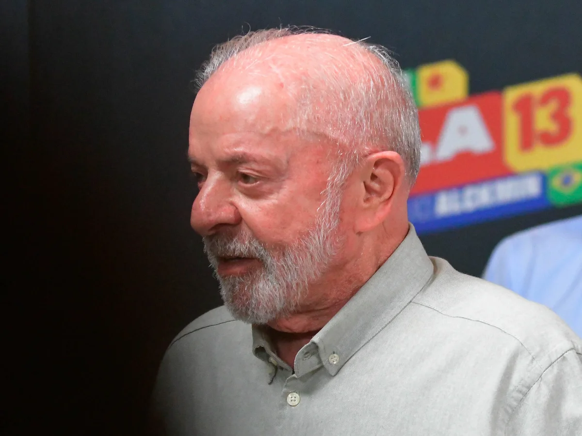 Lula volta a provocar Flávio sobre PEC da 6x1: "Pare de inventar lorota"