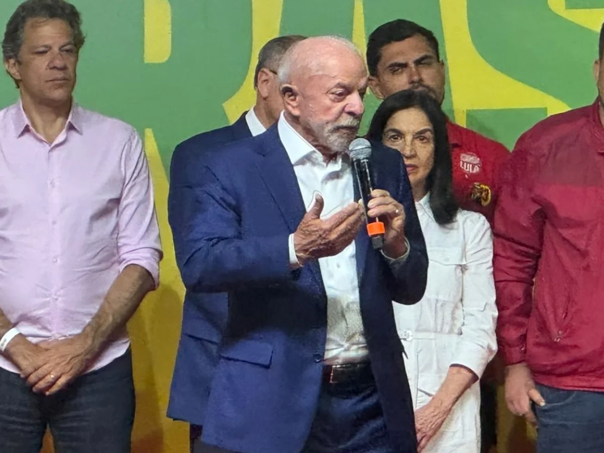 Lula após resultado do primeiro turno: "O jogo vai começar"