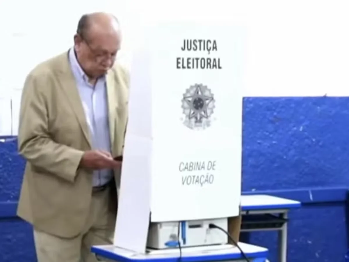 Gilmar Mendes viaja de Brasília a Mato Grosso para votar nas eleições