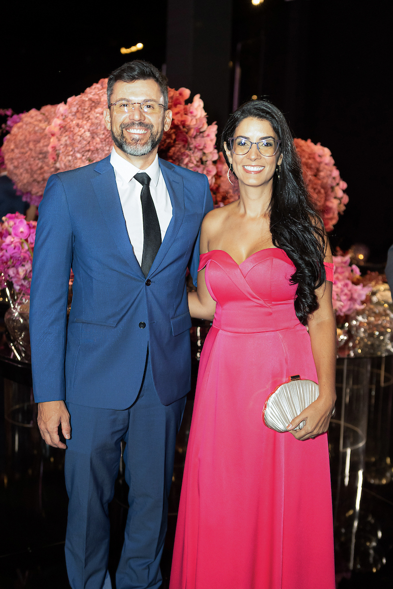 Ilca Maria Estevão exalta 15 anos da filha Marita em festa de gala