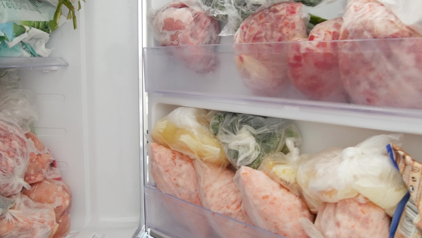 Dicas para famílias que usam sacos de plástico para armazenar carne crua