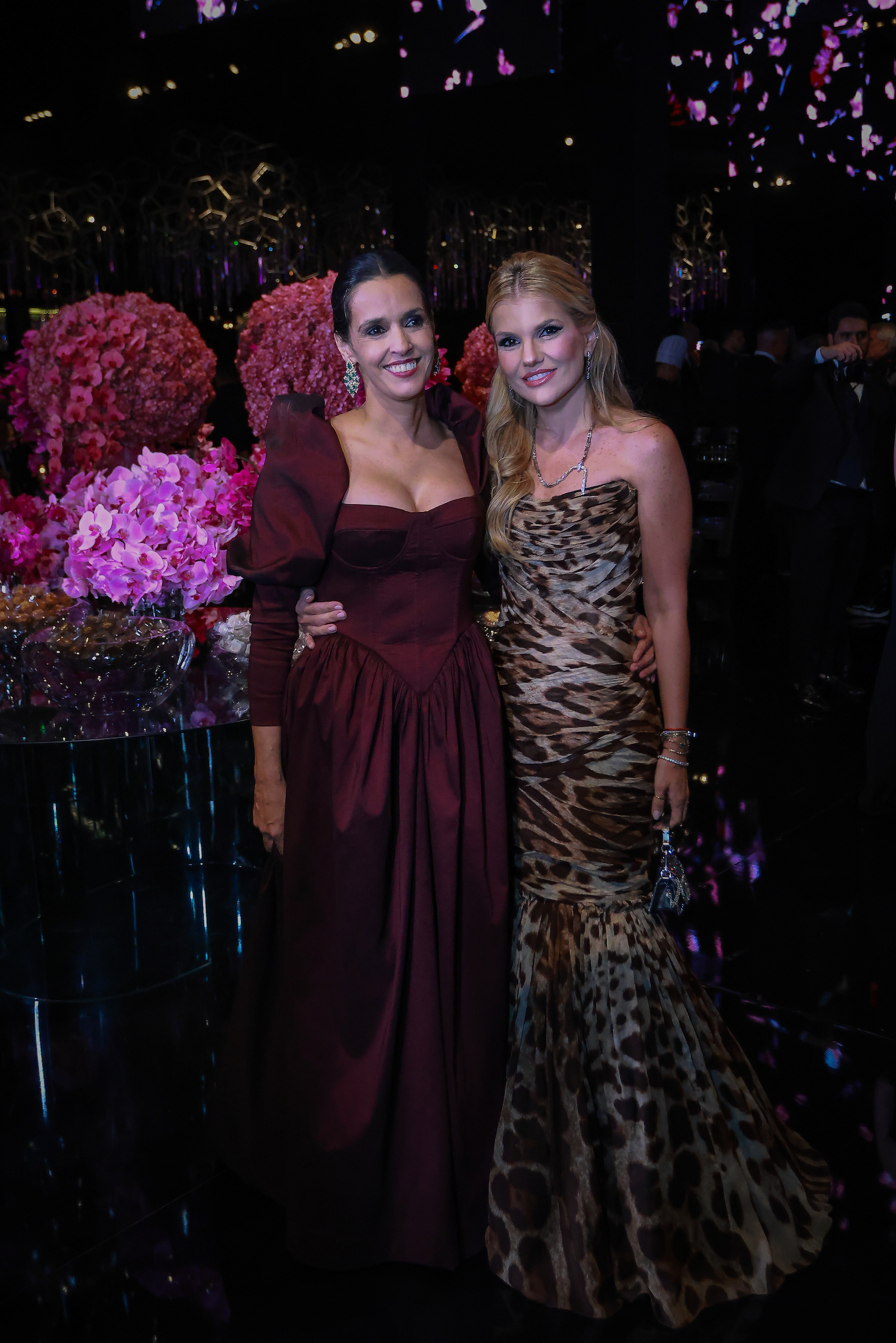 Ilca Maria Estevão exalta 15 anos da filha Marita em festa de gala