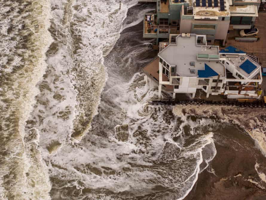 As praias de uma cidade da Califórnia estão sendo erodidas. Os moradores podem virar o jogo?