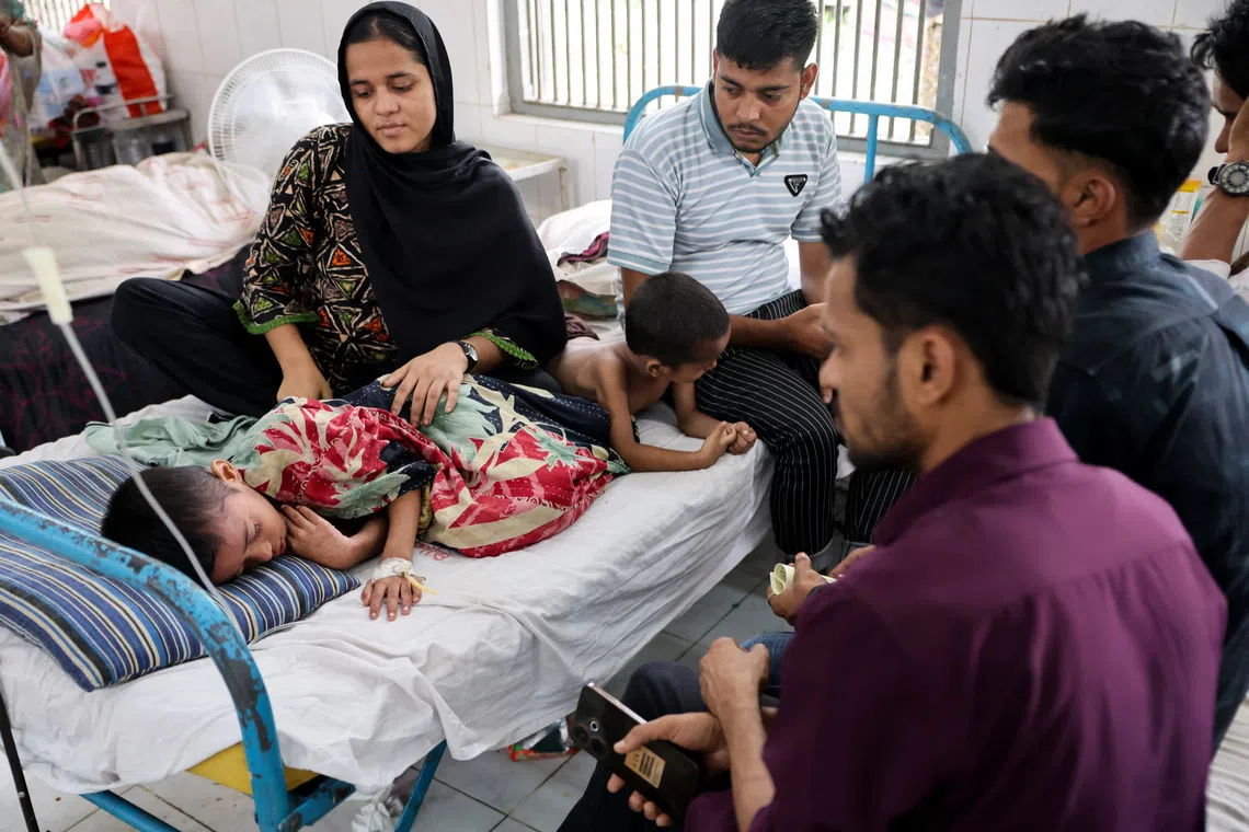 O Bangladesh enfrenta um surto de sarampo. É um 'verdadeiro alerta' para outros países