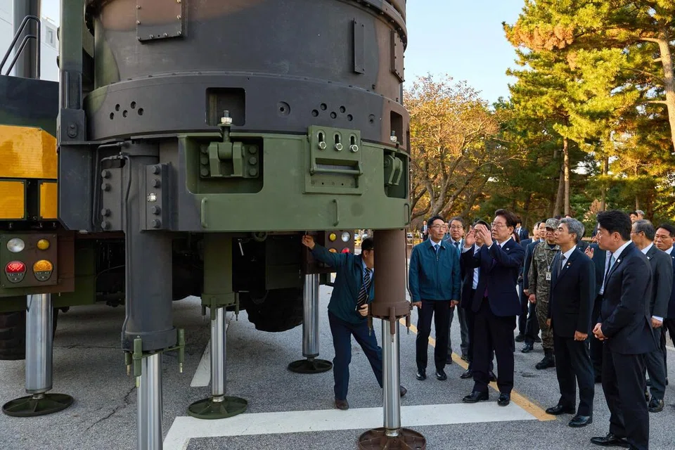 O chefe de mísseis da Coreia do Norte questiona o teste de veículo de planador hipersônico da Coreia do Sul