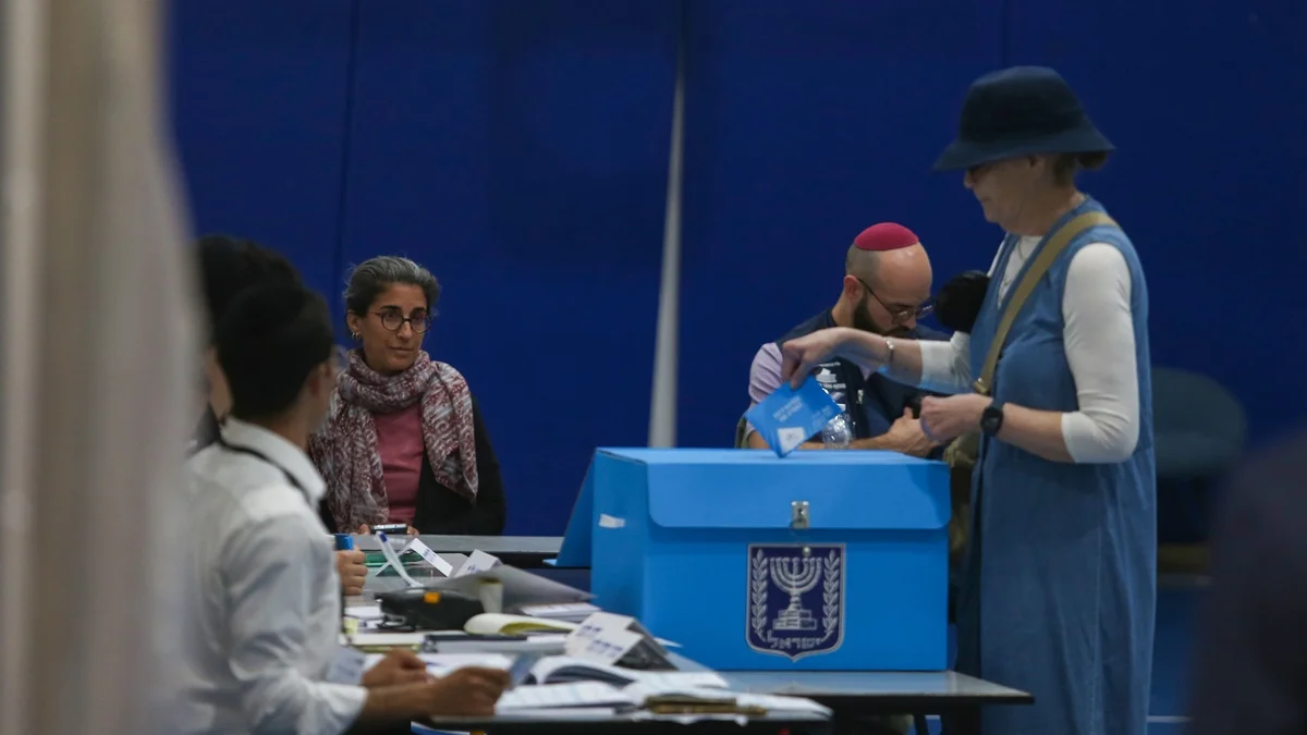 Israel vai às urnas em eleição acirrada entre Netanyahu e oposição